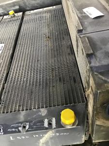 Liebherr Versnellingsbak oliekoeler